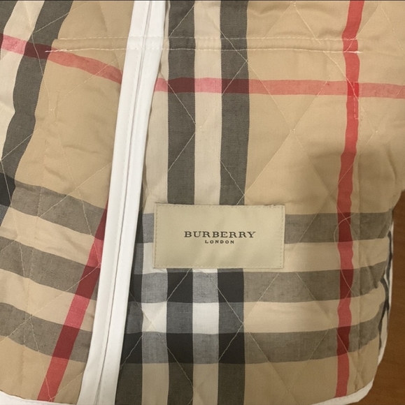 Burberry jacket - Picture 6 of 7